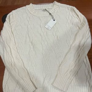 Cotton Bleu NWT women’s cream sweater size medium. So soft